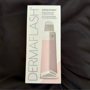 DERMAFLASH Dermapore Pore Extractor & Serum Infuser — Pink